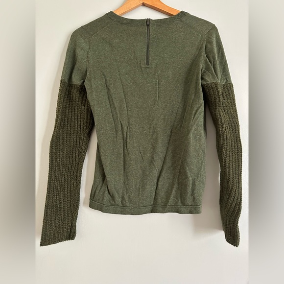 Vintage 2006 Miu Miu ( Prada) long sleeve scoop neck sweater with zipper back - Picture 11 of 12